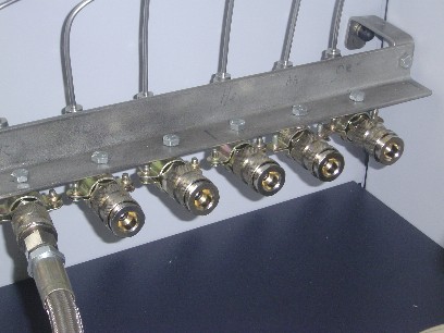 Sistema de entrada de gases al equipo D8C Sistema de entrada de gases al equipo D8C